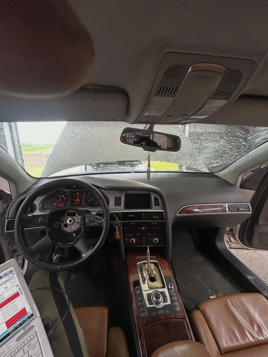 Automobil na servisu u Loznici